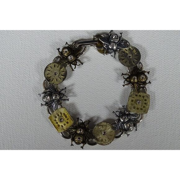 Lorraine Frances Bee on Time Bracelet Bees Clocks - Picture 1 of 4